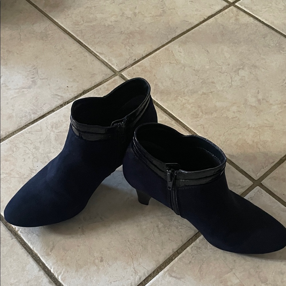 Elegant Navy Ankle Boots
